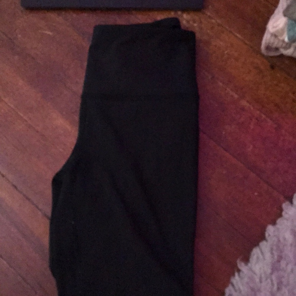 Black leggings